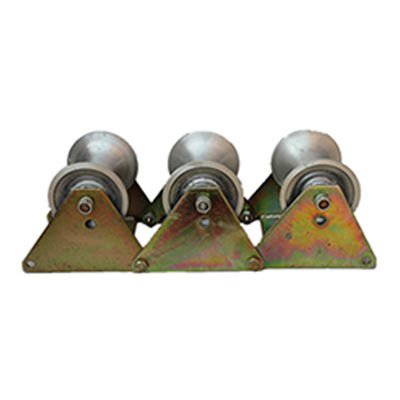 Купить Трехколесный кабельный ролик с номинальной нагрузкой 10 кН и алюминиевыми и нейлоновыми колесами для прокладки подземных кабелей online manufacture