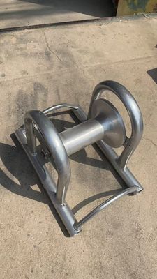 Купить 10KN Rated Load Heavy-Duty Aluminum Straight Line Cable Roller for Smooth Wire Pulling in Underground & Overhead Cable Installation online manufacture